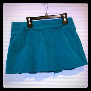 Lululemon skort skirt, size 6